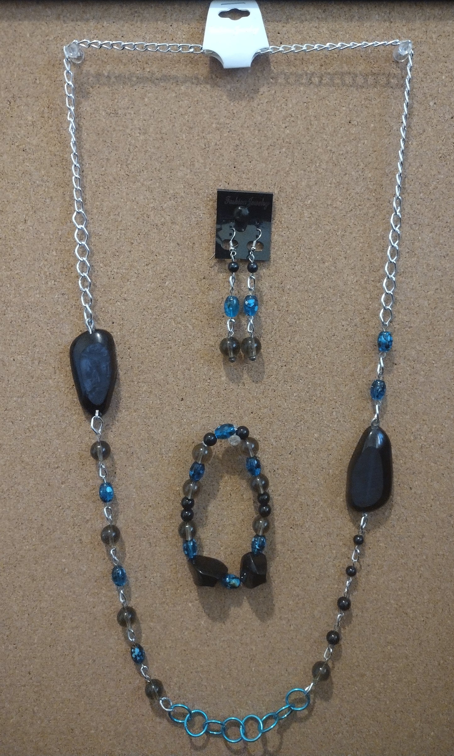 Necklace, Bracelet & Earring Set