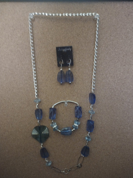 Necklace, Bracelet & Earring Set